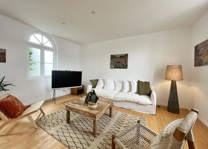 Vakantiehuis La Sauvagere - Piscine *