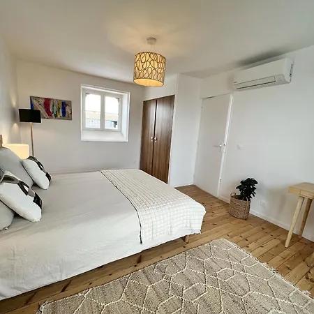 Vakantiehuis La Sauvagere - Piscine La Rochelle (Charente-Maritime)