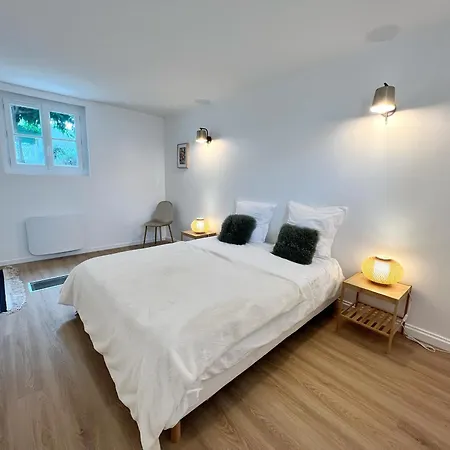 Vakantiehuis La Sauvagere - Piscine *